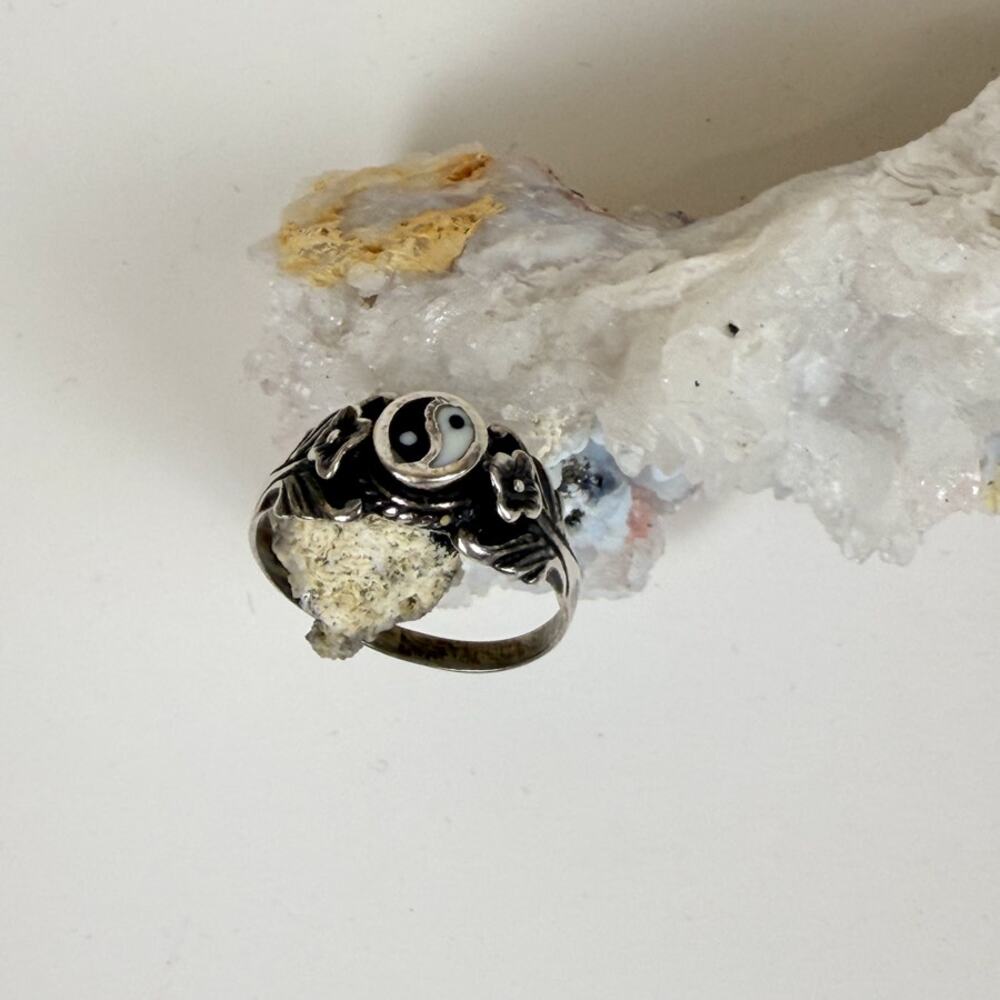 Silver Yin Yang Ring Size 8.5
